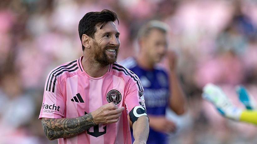 Clube da Arábia Saudita inicia negociação para contratar Messi; afirma jornal francês