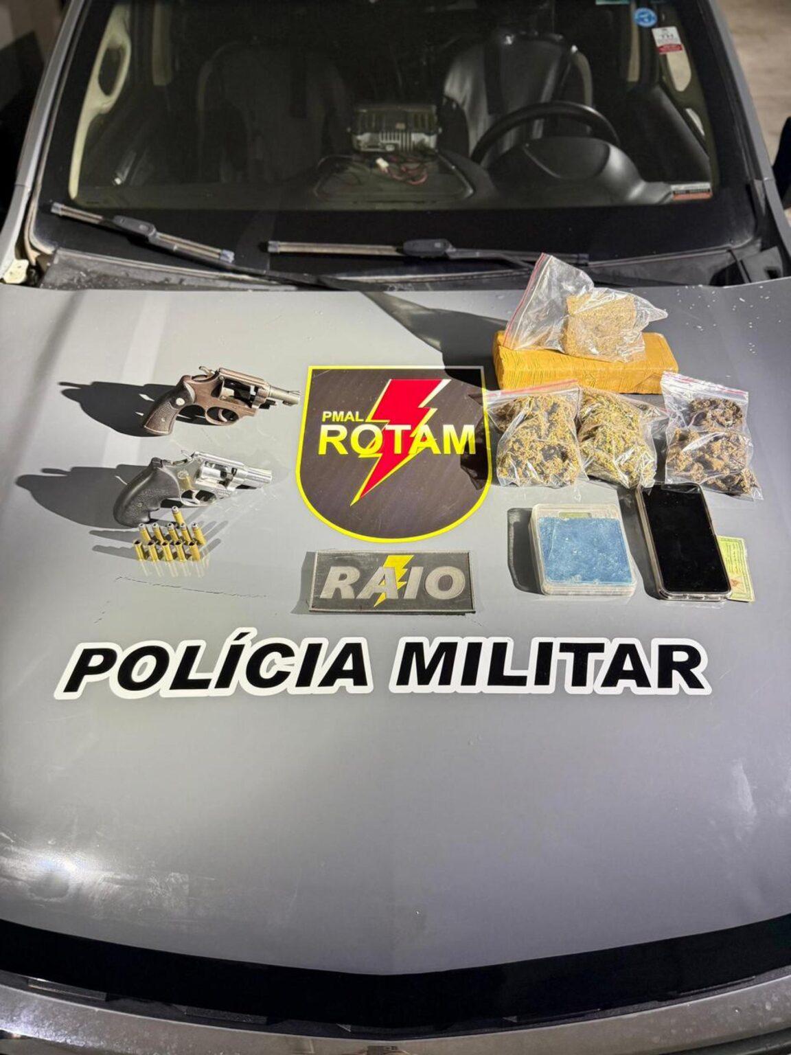 Rotam apreende armas e drogas durante ação no Barro Duro