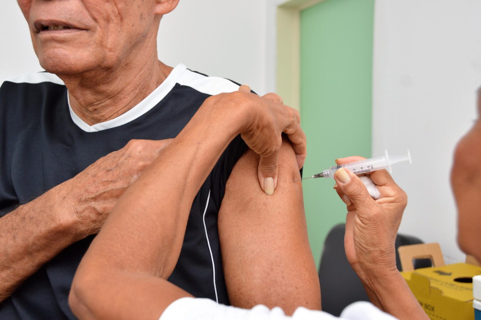 Campanha de vacinação contra a gripe começa sábado (28) em Alagoas