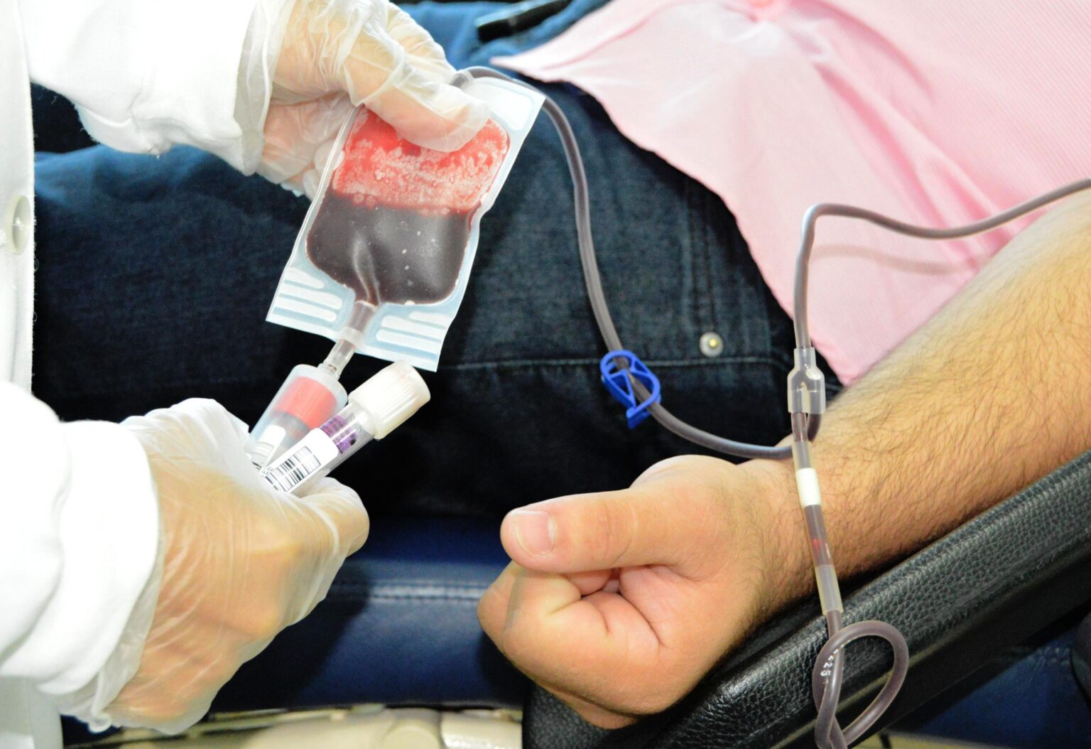 Hemoal faz coleta externa de sangue em escola técnica em Maceió nesta quarta-feira (1º)