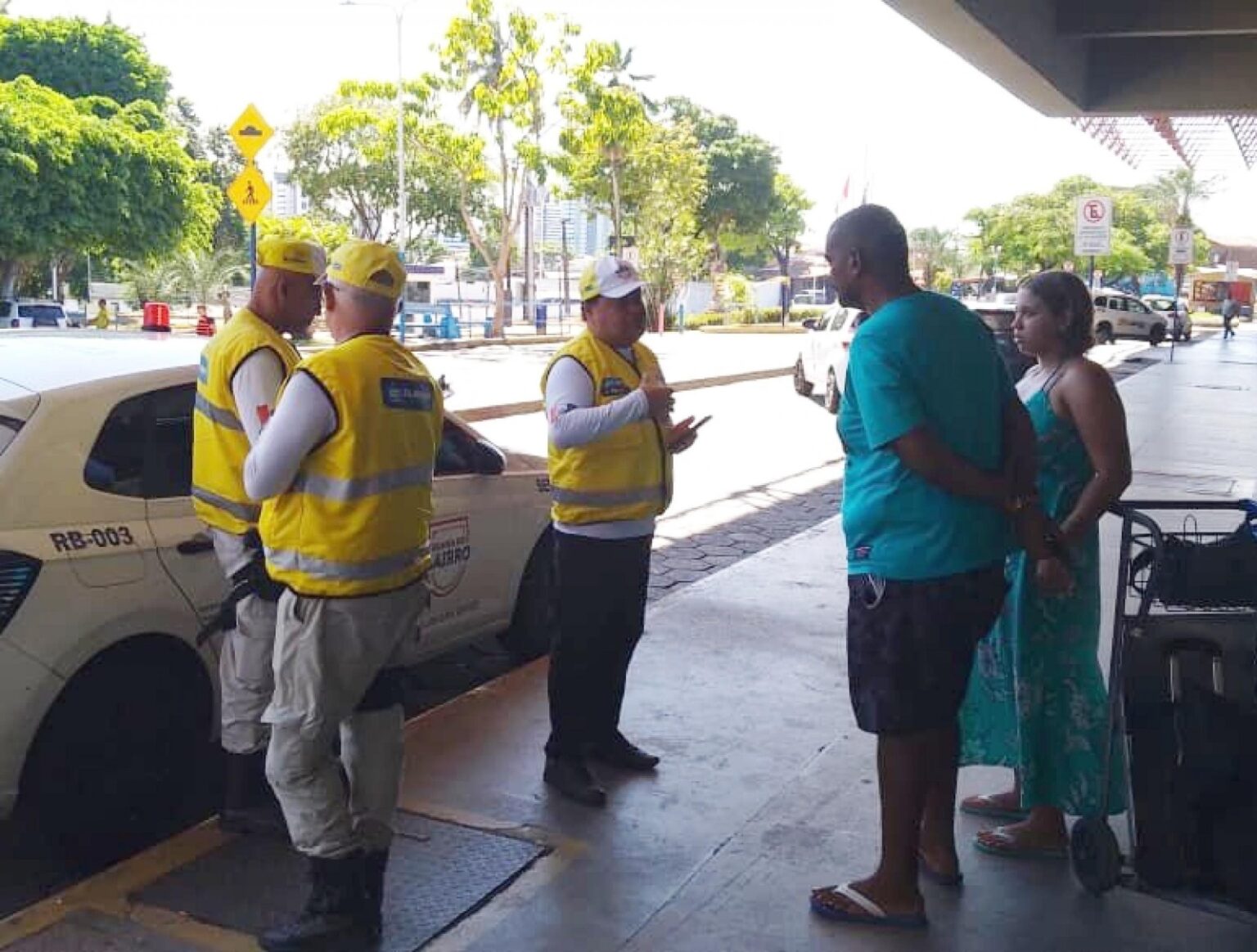 Ronda no Bairro acolhe casal vítima de falso anúncio de emprego em Maceió