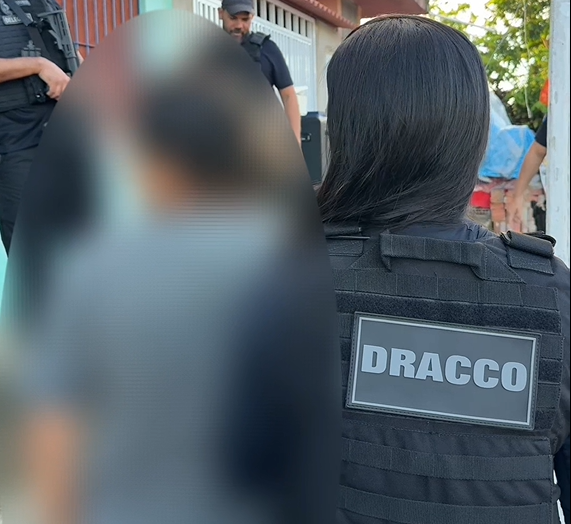 Operação Carta Marcada mira facção que comandava tráfico por cartas em presídio de AL