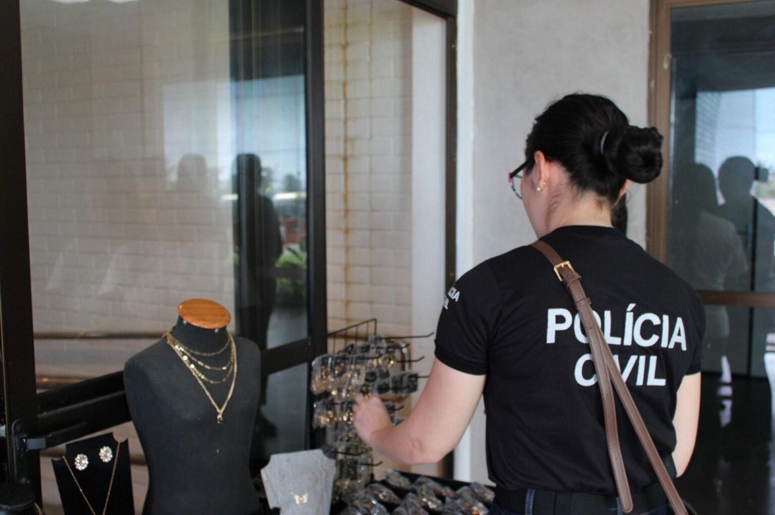 Polícia Civil apoia empreendedorismo de famílias atípicas durante ações de saúde