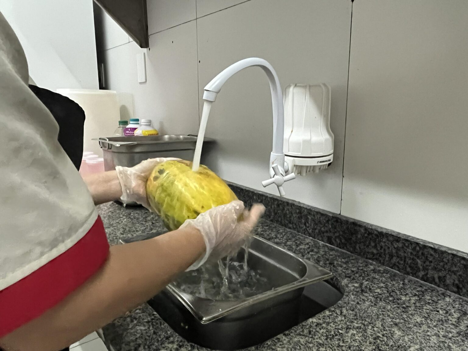 Nutricionista do HGE orienta como evitar intoxicação alimentar e alerta para riscos da má conservação dos alimentos