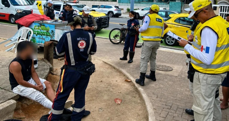 Motociclista é preso após atropelar ciclista de 76 anos na orla de Maceió