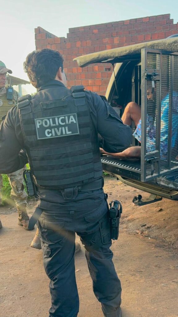 Polícia cumpre mandado e combate tráfico de drogas no Agreste