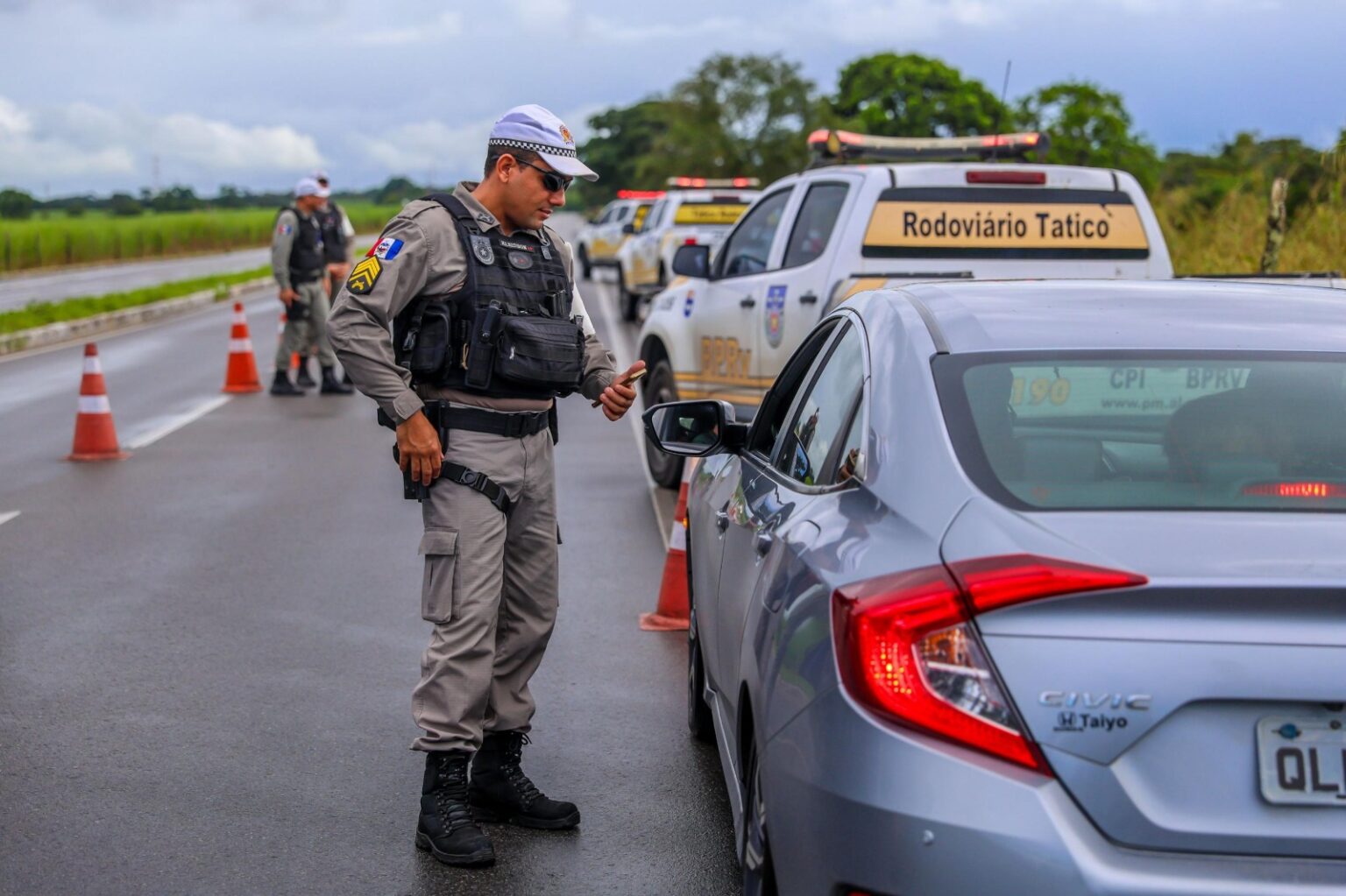 Operação Corpus Christi registra 341 autuações de trânsito no feriado em Alagoas